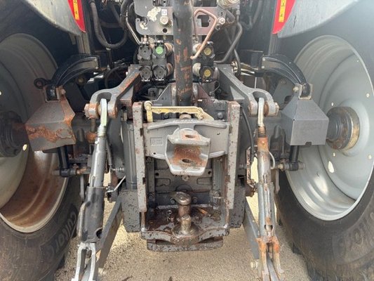 Tracteur agricole Massey Ferguson MF 7616