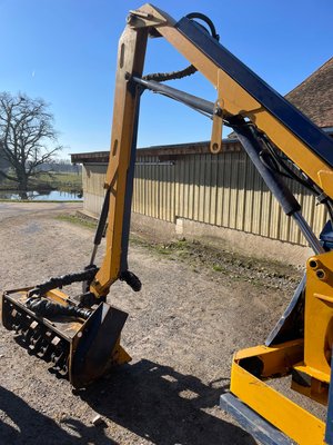 Epareuse Bomford HAWK 5.4