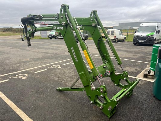 Chargeur frontal - CARGO 5X90 PROFI