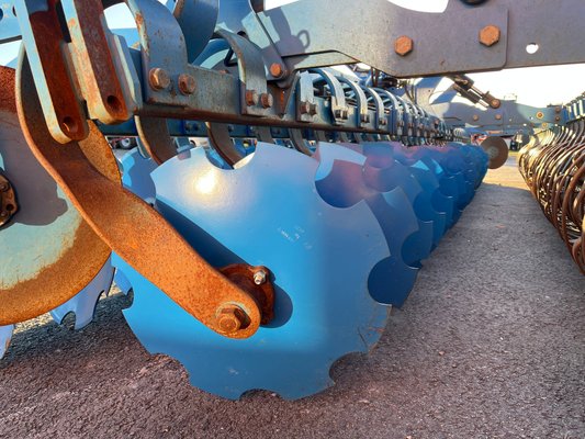 Déchaumeur à disques Lemken HELIODOR 9/700K