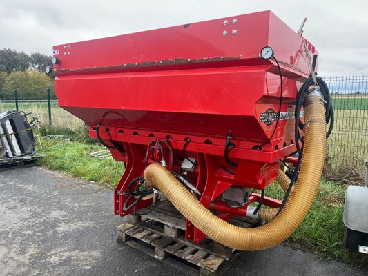 Accessoire matériel de semis Eco-Mulch TREMIE FRONTALE ECO MULCH DP 2000