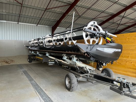 Moissonneuse batteuse Fendt IDEAL 8