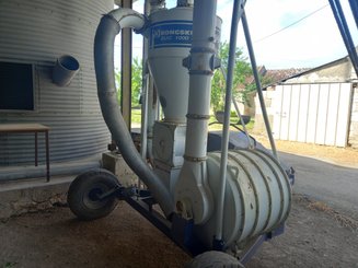 Matériel de stockage Kongskilde SUC 1000 - 4