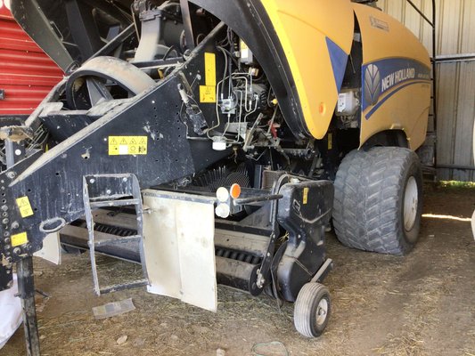 Presse à balles carrées New Holland BB 1290 CROPCUTTER