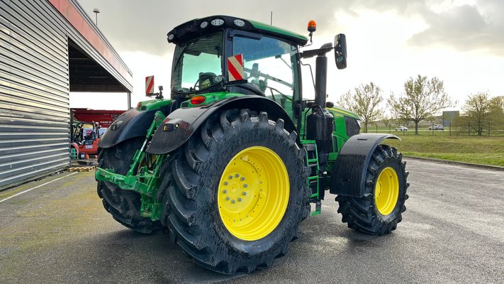 Tracteur agricole John Deere 6250 R