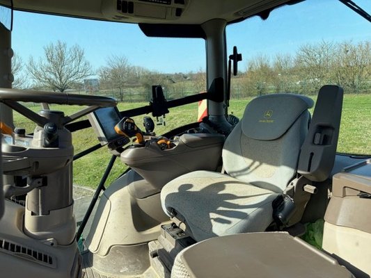 Tracteur agricole John Deere 6250 R