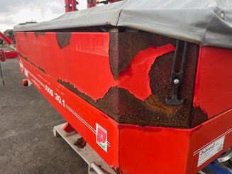 Distributeur d'engrais Kuhn AXIS 30.1 - 13