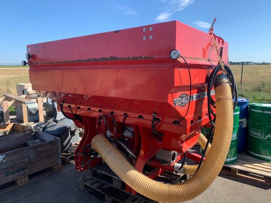 Accessoire matériel de semis - TREMIE FRONTALE ECO MULCH DP 2000