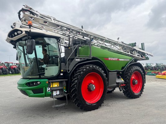 Pulvérisateur automoteur - ROGATOR 645