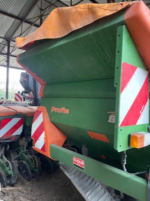 Distributeur d'engrais Amazone ZA-M 3001