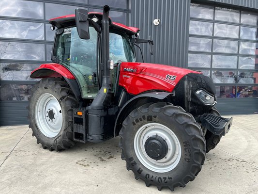 Tracteur agricole Case IH MAXXUM 115 - 131