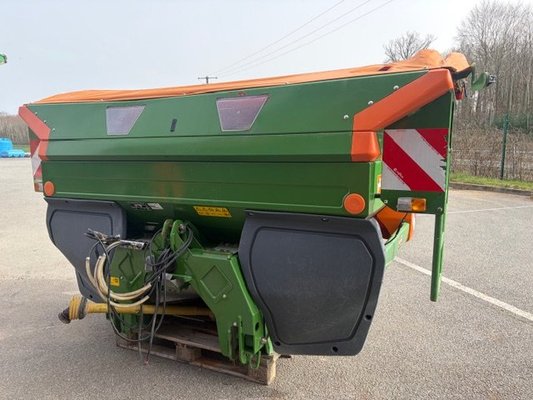 Distributeur d'engrais Amazone ZA-M 3001