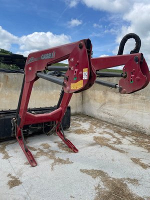 Tracteur agricole Case IH MAXXUM 125 CVXDRIVE STAGE 5