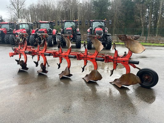 Charrue Gregoire Besson RWY 47