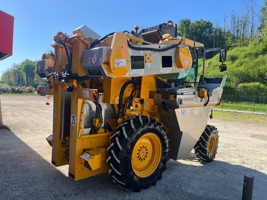 Machine à vendanger Gregoire G4.220