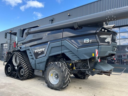 Moissonneuse batteuse Fendt IDEAL 8
