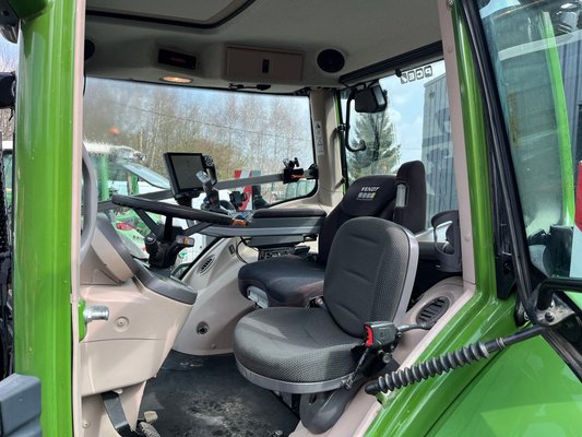 Tracteur agricole Fendt 824 S4 ProfiPlus - 240