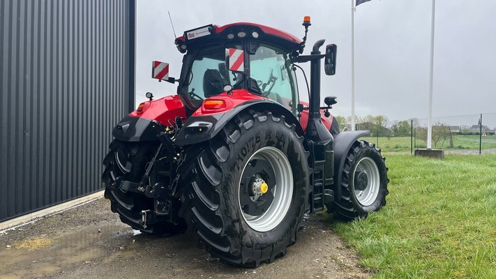 Tracteur agricole Case IH OPTUM 300 CVX DRIVE