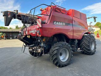 Moissonneuse batteuse Case IH AXIAL-FLOW 7140 XFLOW - 3