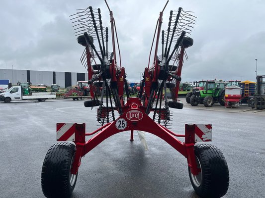 Andaineur Lely HIBISCUS 745 CD Vario