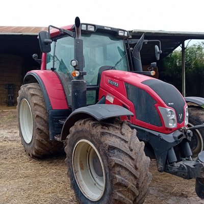 Tracteur agricole Valtra SERIE N163