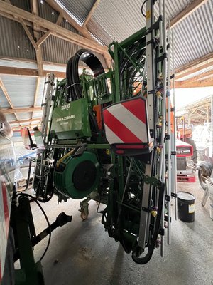 Pulvérisateur porté Amazone UF 1602 - SUPER -S2 28 PREMIUM