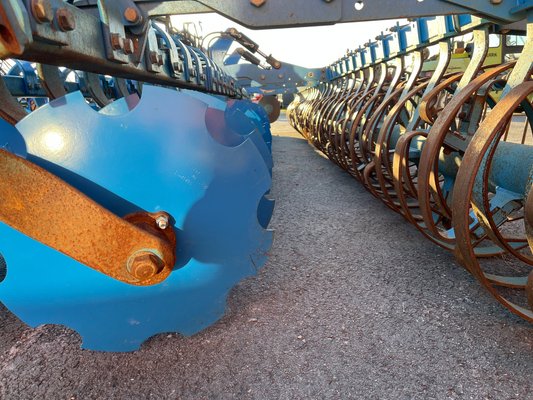 Déchaumeur à disques Lemken HELIODOR 9/700K