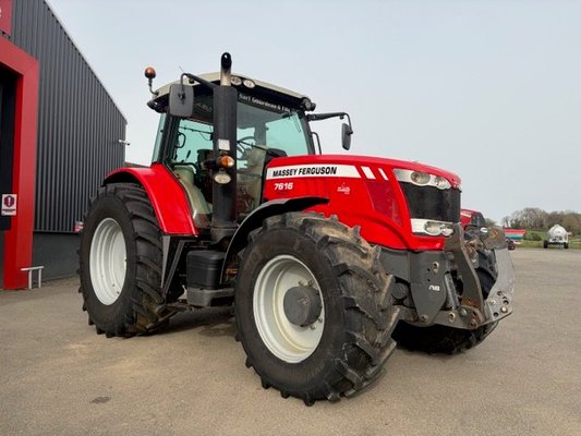 Tracteur agricole Massey Ferguson MF 7616