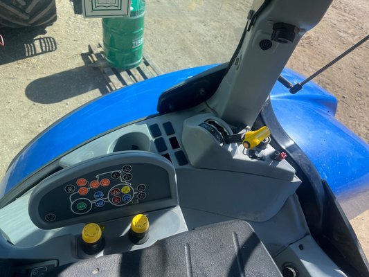 Tracteur agricole New Holland T7.210 RC Confort - 165