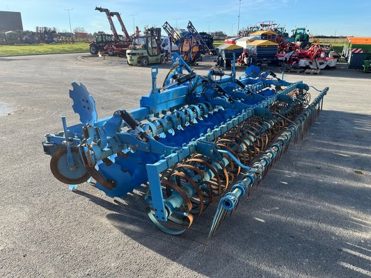 Déchaumeur à disques Lemken HELIODOR 9/700K