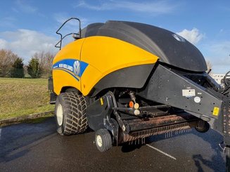 Presse à balles carrées New Holland BB 1290 CROPCUTTER - 1