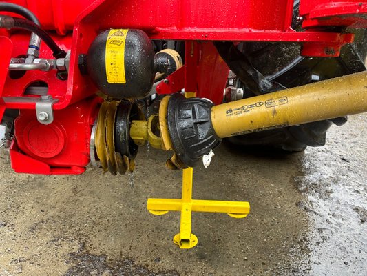 Faucheuse conditionneuse Pöttinger NOVACAT 352 ED 