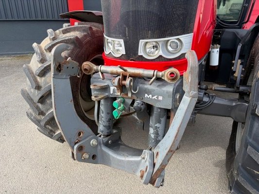 Tracteur agricole Massey Ferguson MF 7616