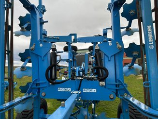 Déchaumeur à dents Lemken KARAT 9/500 KUA - 4