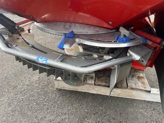 Distributeur d'engrais Kuhn AXIS 30.1 - 12