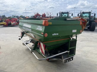 Distributeur d'engrais Amazone ZAM ULTRA 3000 - 5