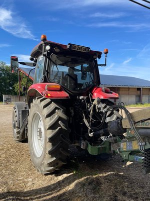 Tracteur agricole Case IH MAXXUM 115 - 131