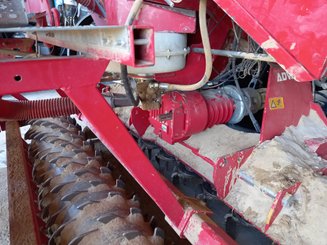 Semoir en ligne conventionnel Kverneland IDRILL - 4