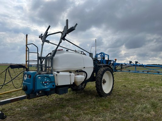 Pulvérisateur traîné Evrard METEOR 3400