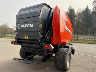 Presse à balles rondes Kubota BV 5160 - 3