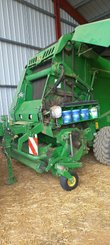 Presse à balles rondes John Deere V461M - 1