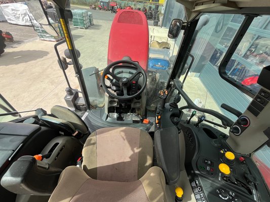 Tracteur agricole Case IH LUXXUM 100