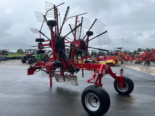 Andaineur Lely HIBISCUS 745 CD Vario