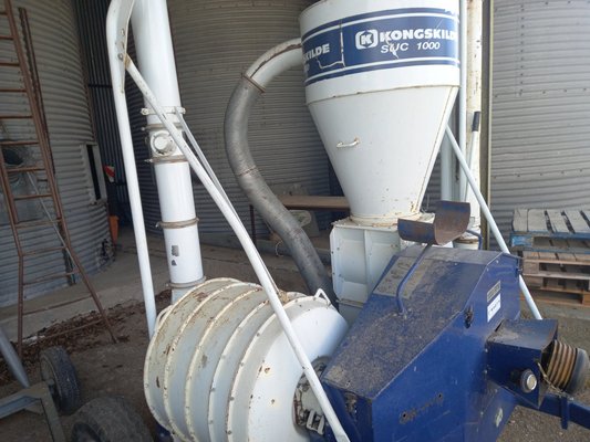 Unknown range 695 Kongskilde SUC 1000