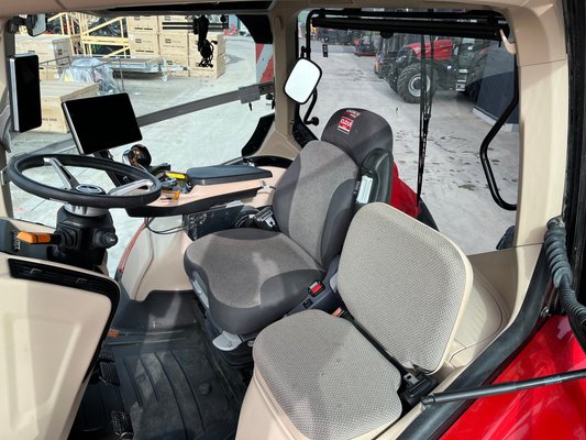 Tracteur agricole Case IH OPTUM 300 CVX DRIVE AFS CONNECT