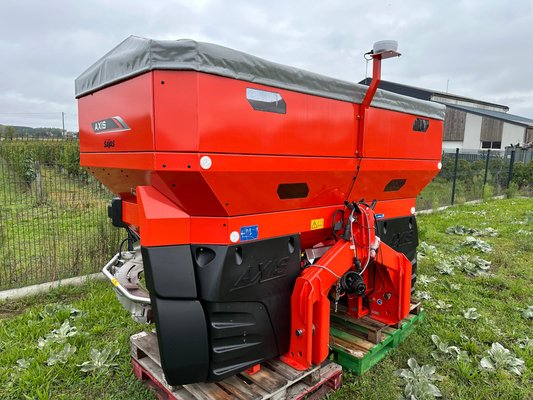 Distributeur d'engrais Kuhn AXIS 50.2 M EMC W