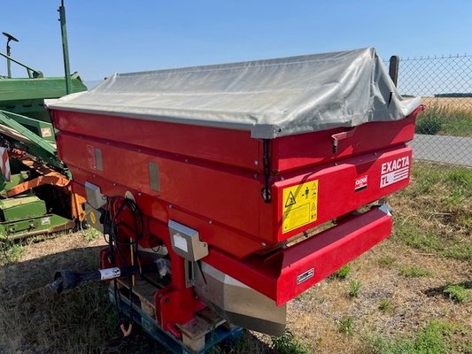 Distributeur d'engrais Kverneland EXACTA TL