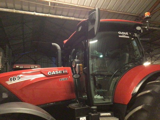 Tracteur agricole Case IH PUMA 165 CVXDRIVE