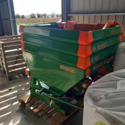 Distributeur d'engrais Amazone ZAXW - 1