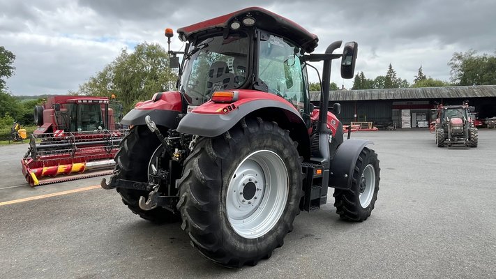 Tracteur agricole Case IH MAXXUM 115